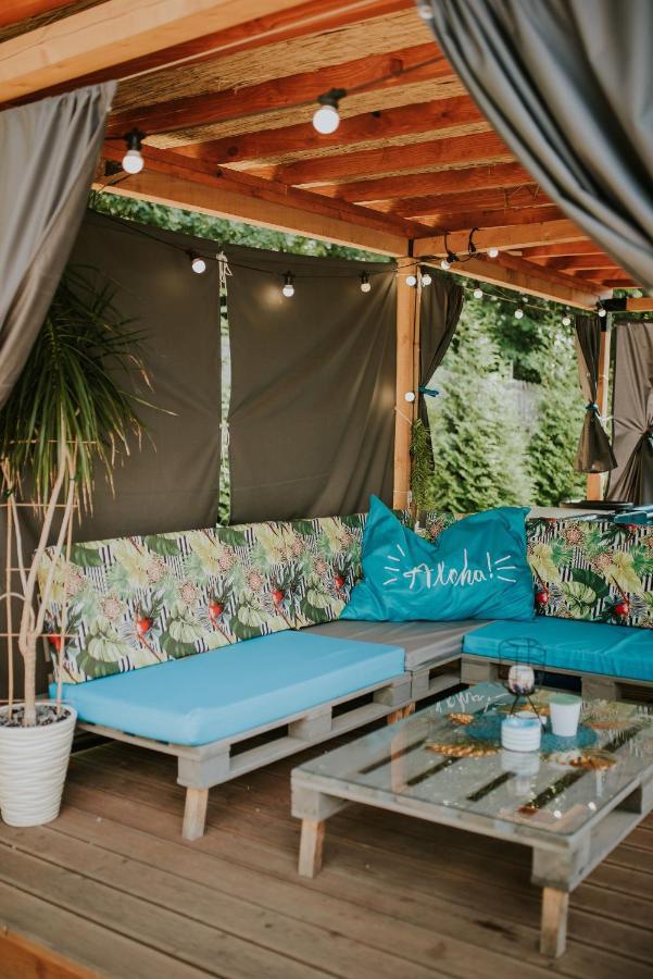 Aloha Glamp - Okragle Domki Przy Rzece - Balia I Sauna - Energylandia Zagornik Екстер'єр фото