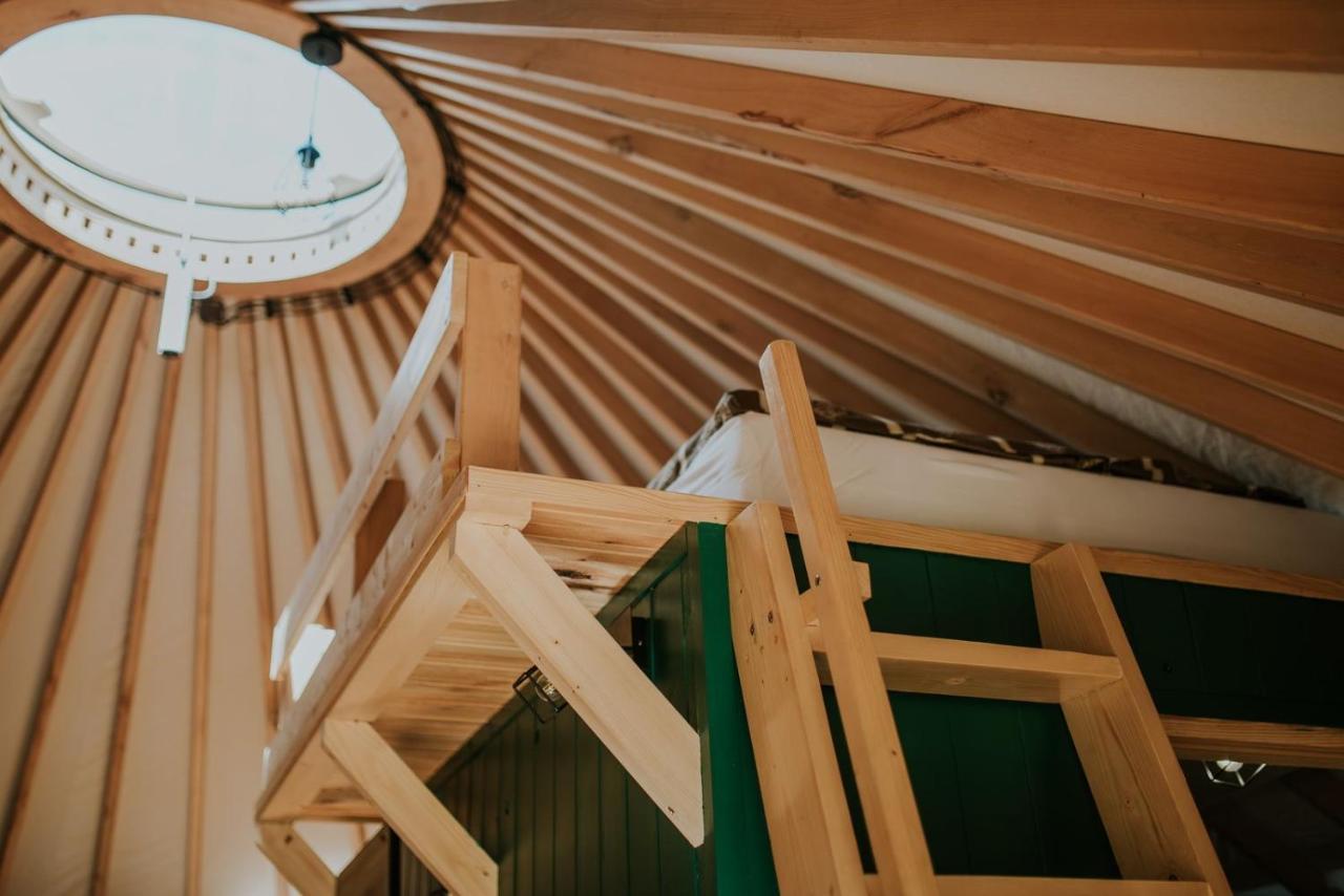 Aloha Glamp - Okragle Domki Przy Rzece - Balia I Sauna - Energylandia Zagornik Екстер'єр фото