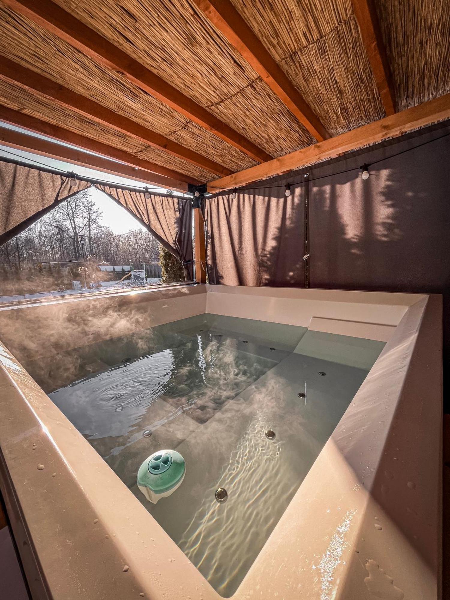 Aloha Glamp - Okragle Domki Przy Rzece - Balia I Sauna - Energylandia Zagornik Екстер'єр фото