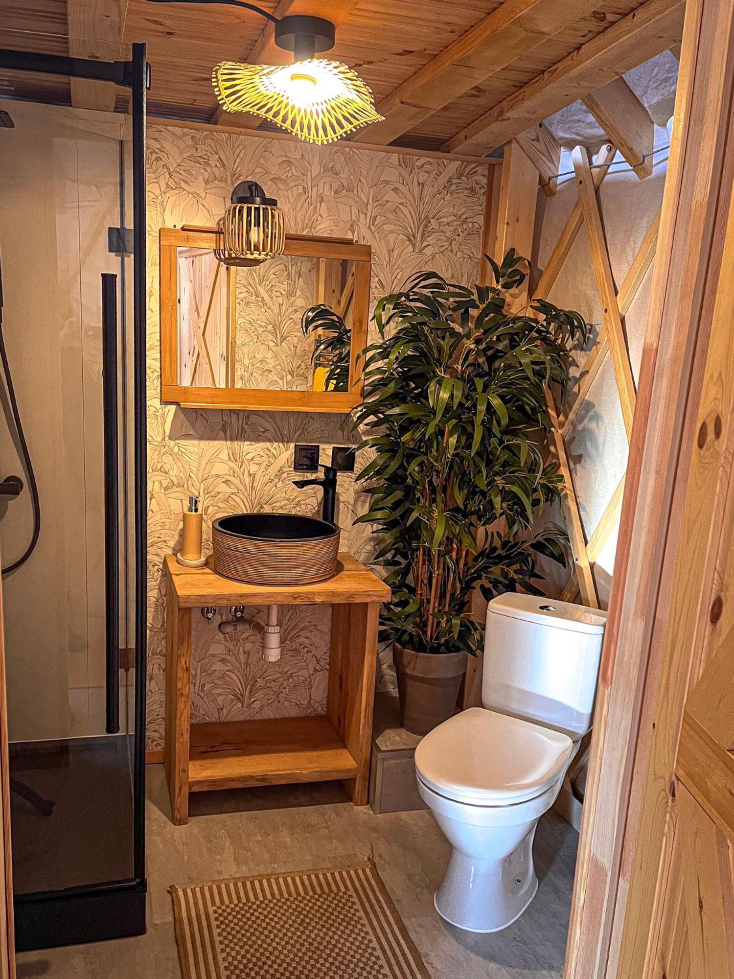 Aloha Glamp - Okragle Domki Przy Rzece - Balia I Sauna - Energylandia Zagornik Номер фото