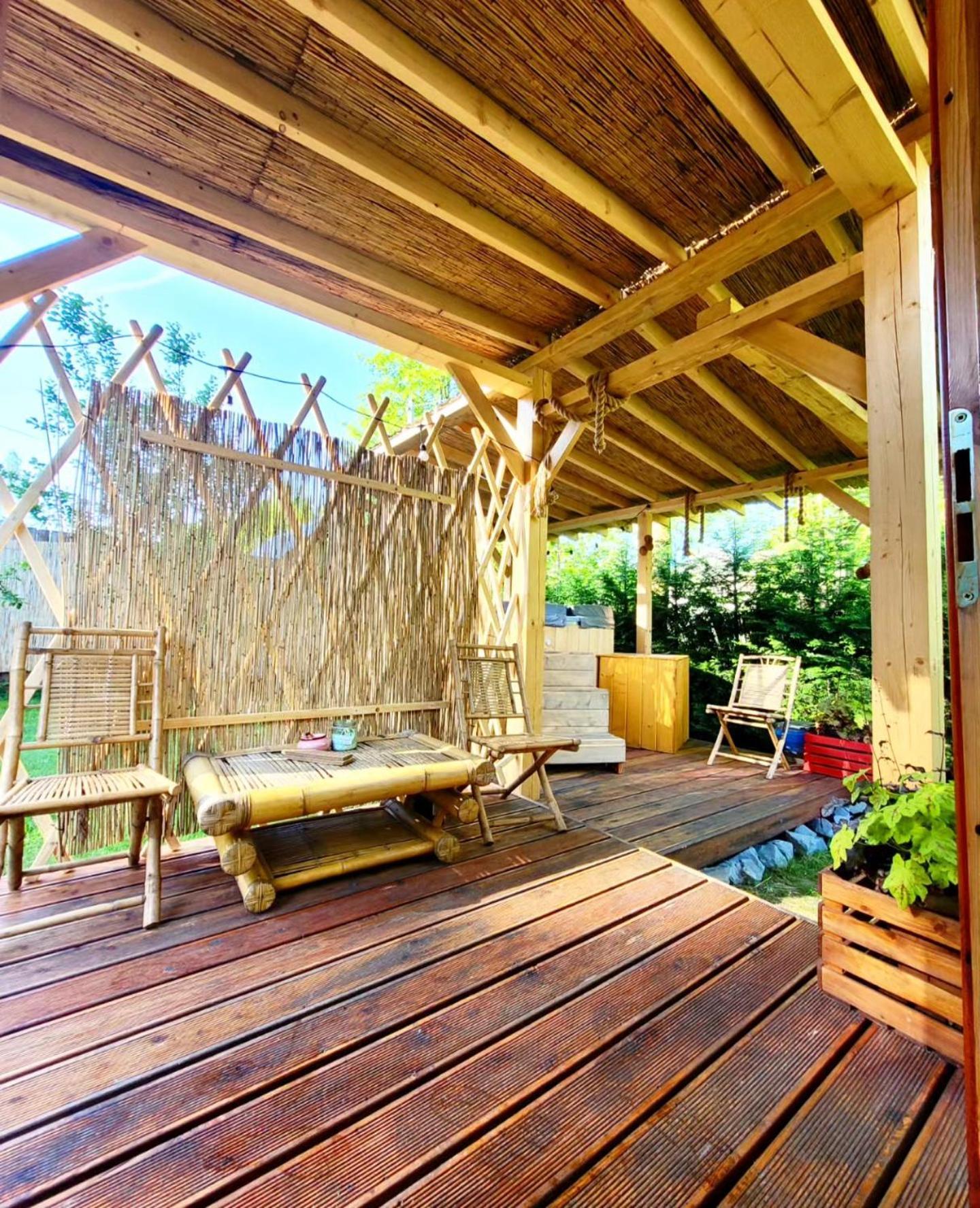 Aloha Glamp - Okragle Domki Przy Rzece - Balia I Sauna - Energylandia Zagornik Номер фото